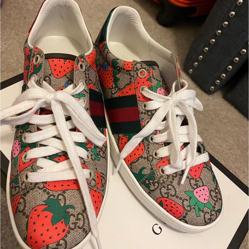 Gucci Sneakers